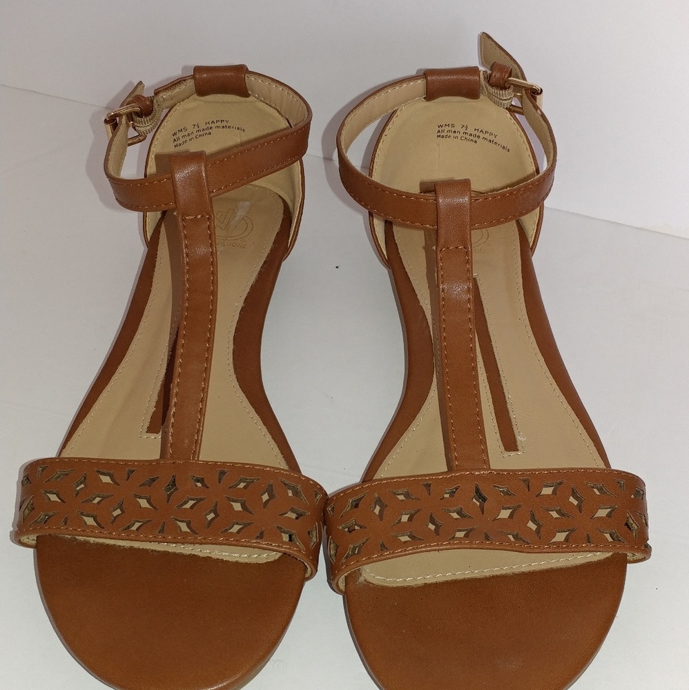 New directions 7.5 brown slip on 11-14-22